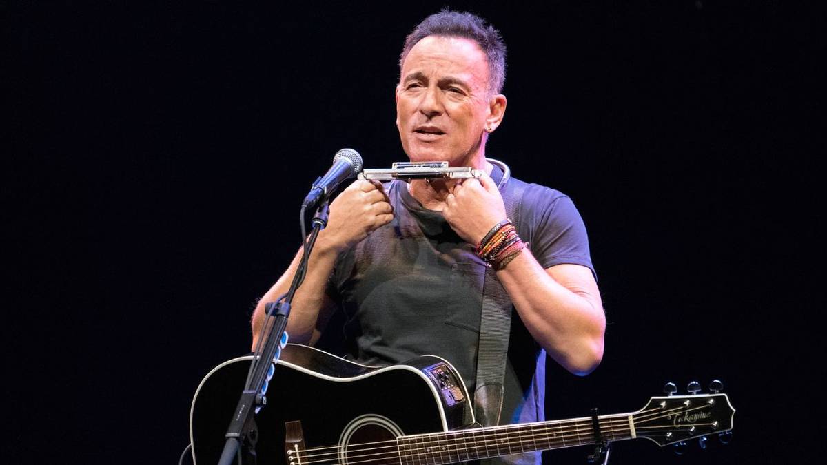 Netflix Springsteen Watch Netflix's Springsteen Doc To Prep for 'Deliver Me From Nowhere'