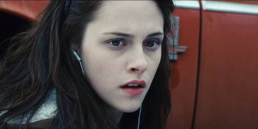 Kristen Stewart as Bella Swan in Twilight
