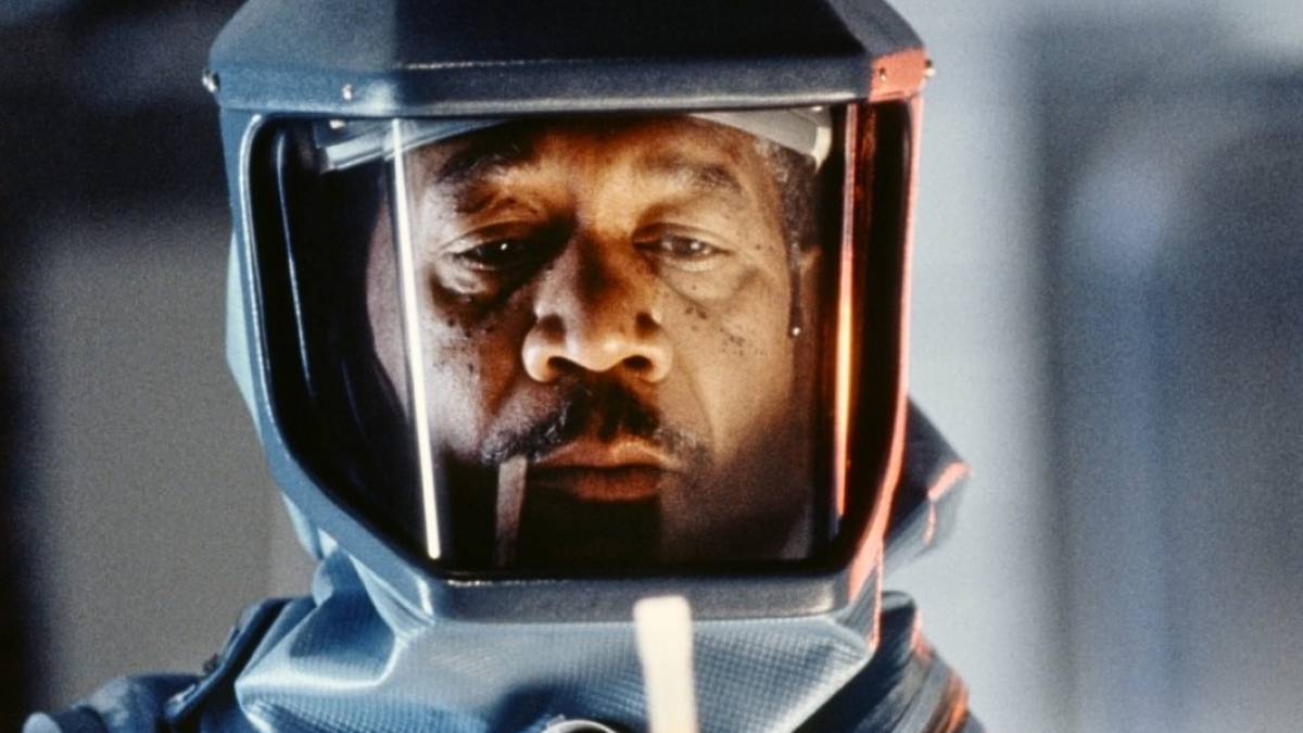 '90s Virus Thriller 'Outbreak' Spreads on Hulu Streaming Charts