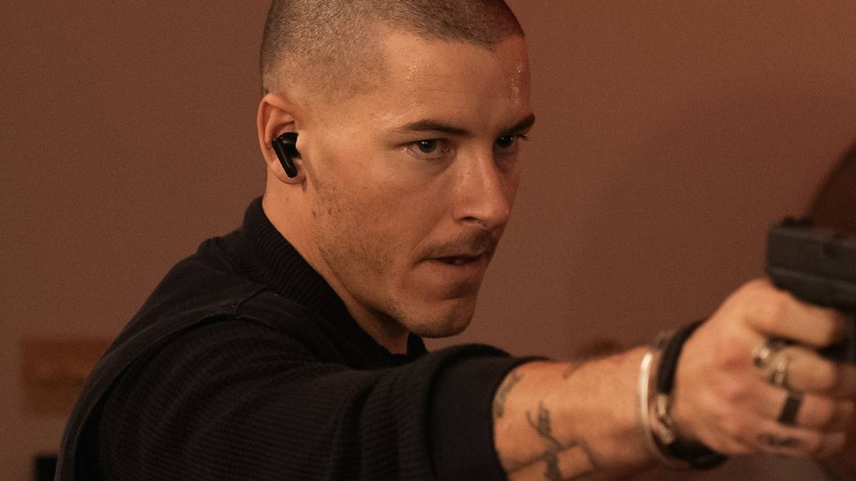 James Bond Director's Action Thriller 'Cleaner' Quickly Sweeps up the ...