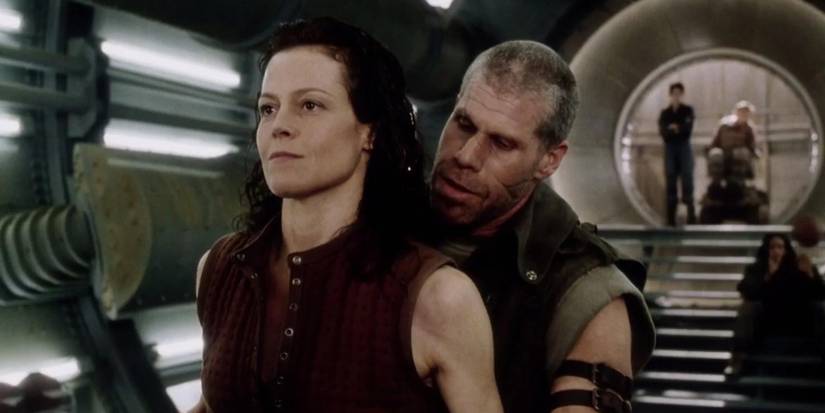 ripley and ron in Alien Resurrection