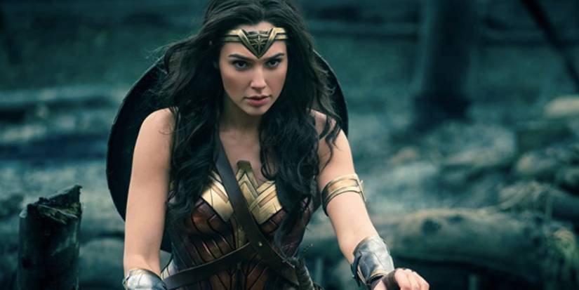 Gal Gadot as Wonder Woman in the DCEU (1)