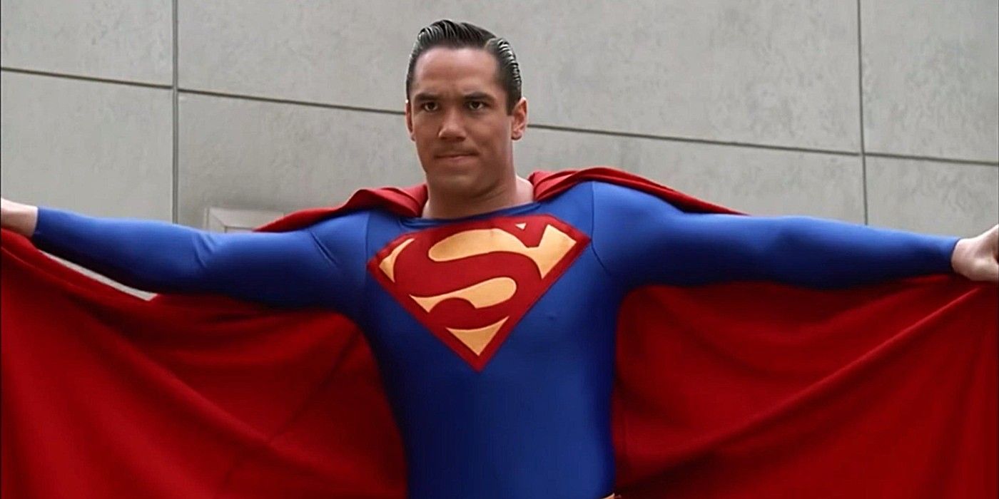 John Leguizamo Slams 'Superman' Star Dean Cain as a "Loser" for Joining ICE