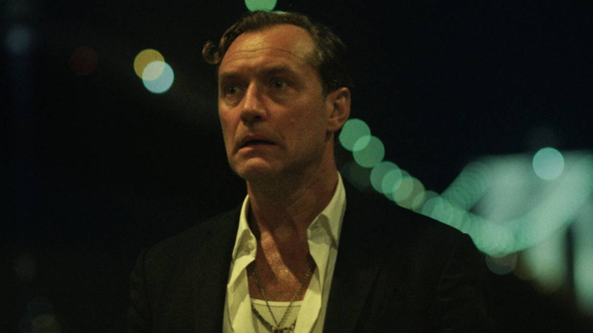 Netflix's 'Black Rabbit' Trailer Unveils Jude Law & Jason Bateman as ...