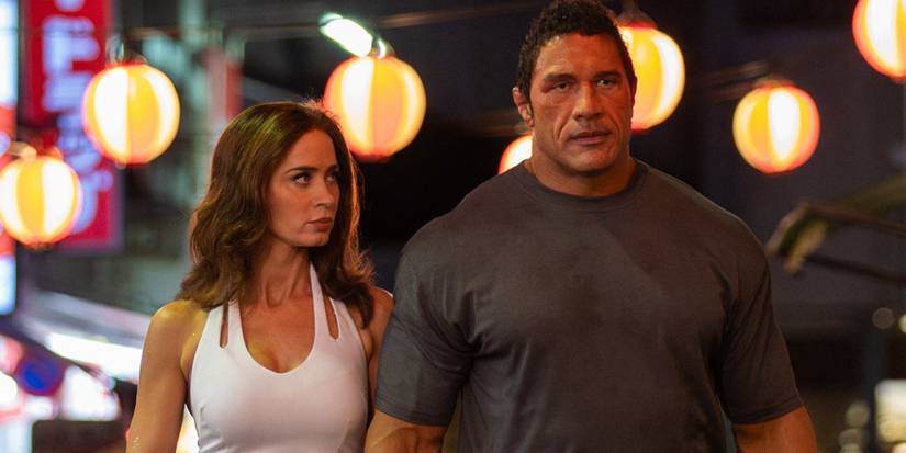 Dwayne Johnson and Emily Blunt in The Smashing Machine