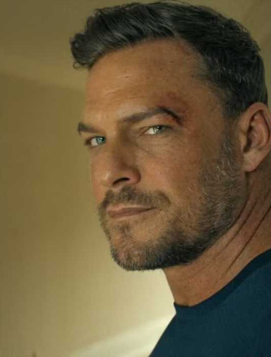 Alan Ritchson stars in Reacher