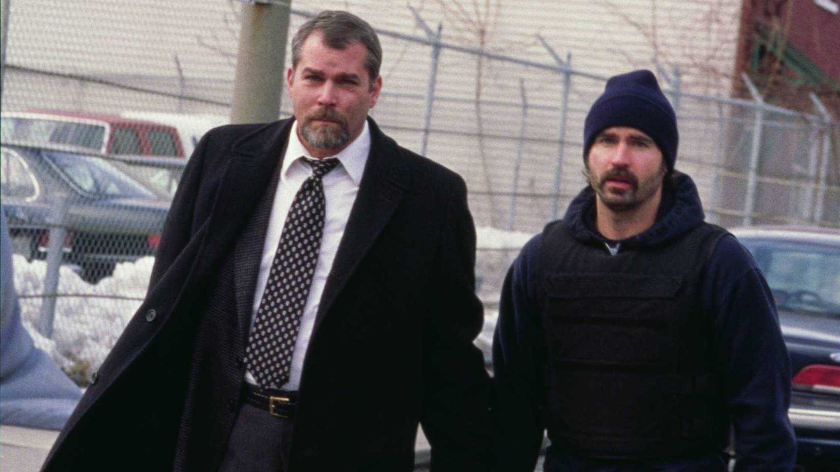 Henry Oak, played by Ray Liotta, and Nick Tellis, played by Jason Patric, in Narc