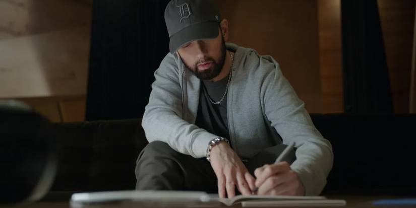 Eminem writes lyrics in Stans