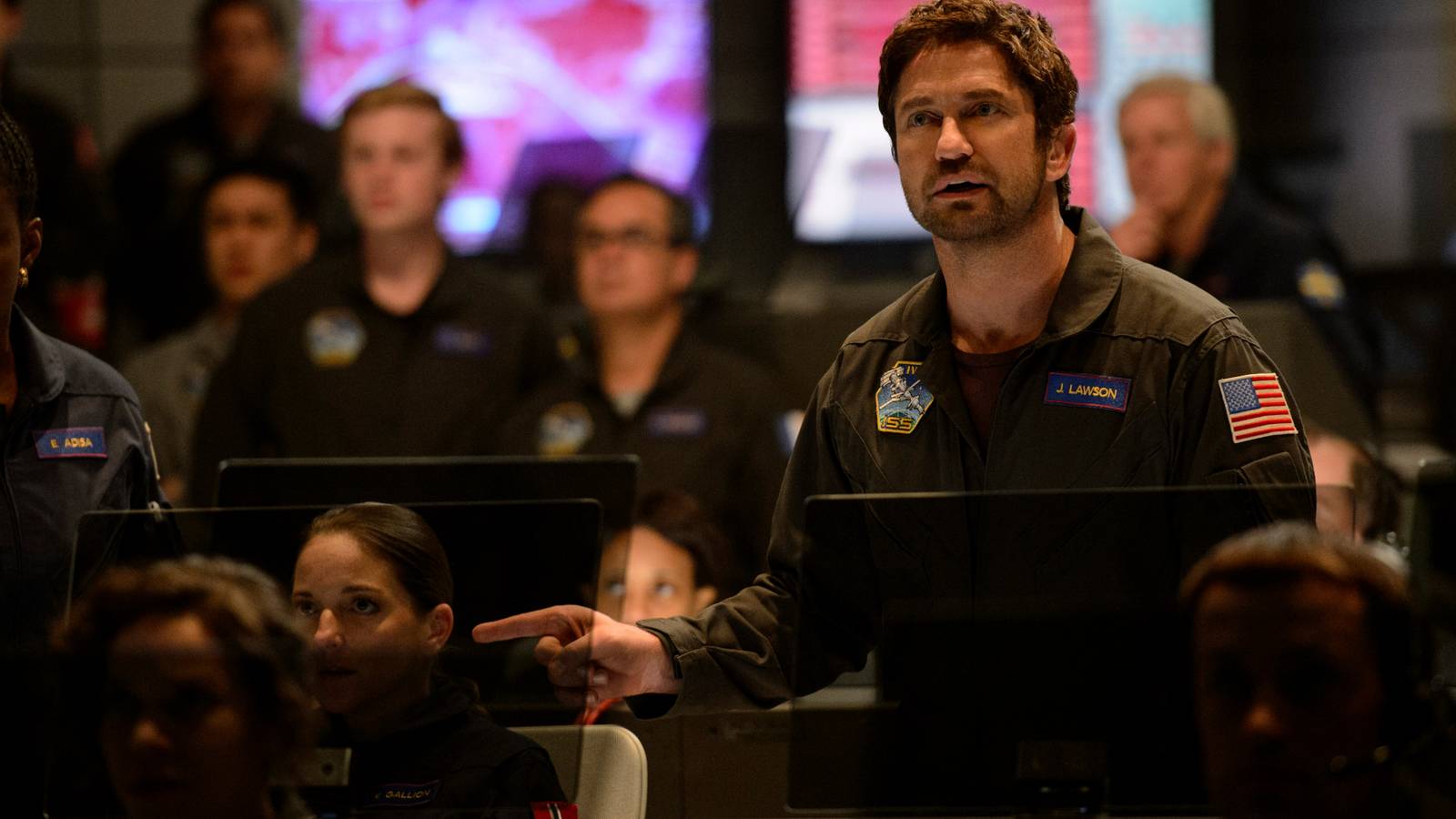 Gerard Butler's $221 Million Sci-Fi Mistake Storms Its Way to Success on ...
