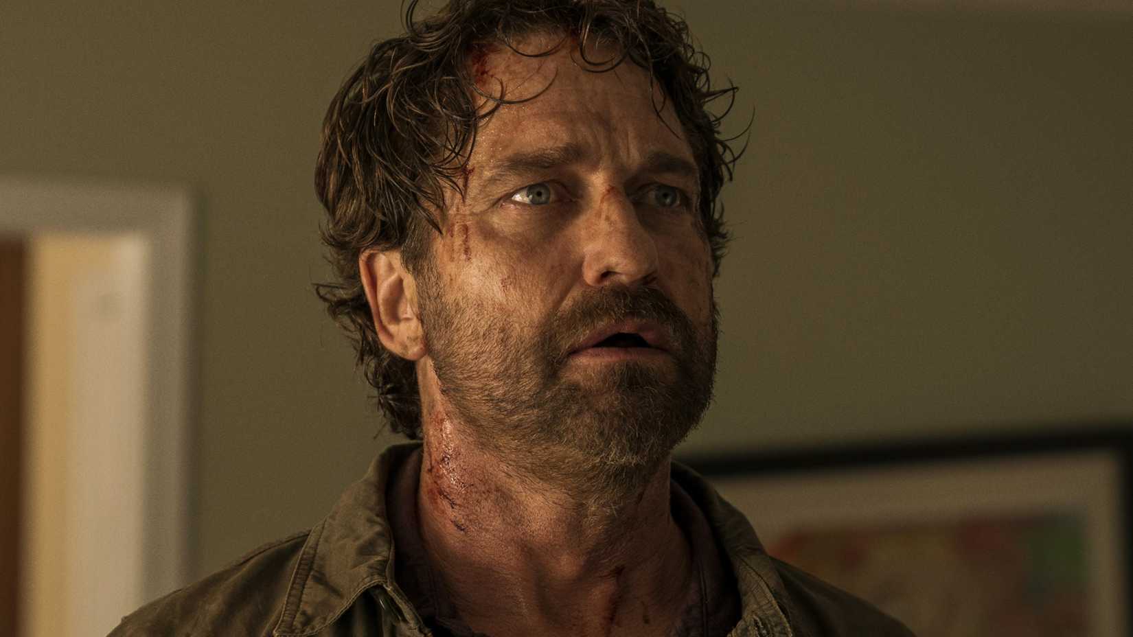 Gerard Butler in Greenland 