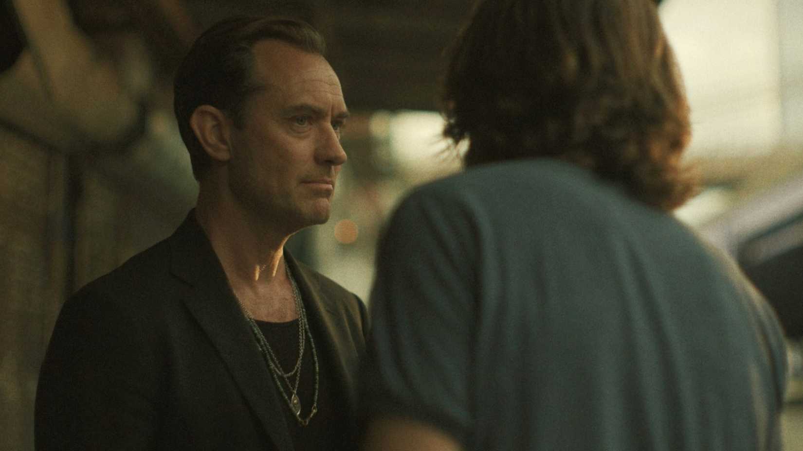 Jude Law stars in Black Rabbit