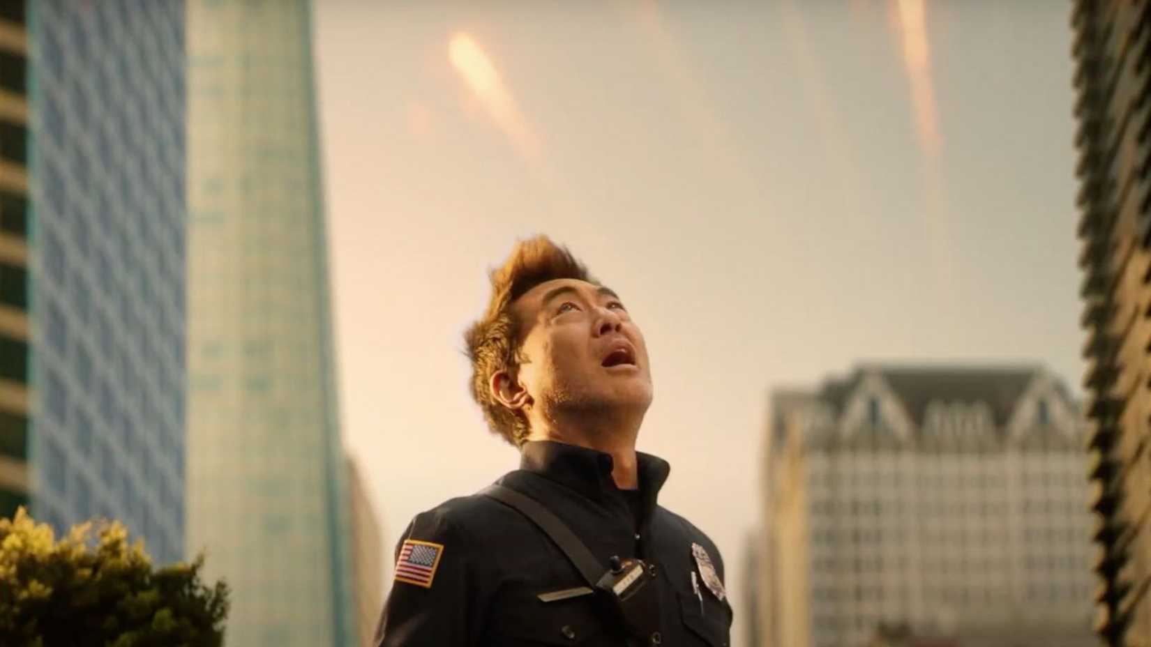 Shower Episode No, '9-1-1' Hasn't Jumped the Shark With That Meteor Shower Episode