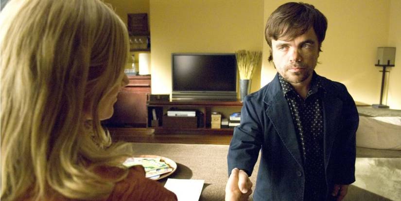 Marlowe (Peter Dinklage) flirts with Julia in Nip Tuck