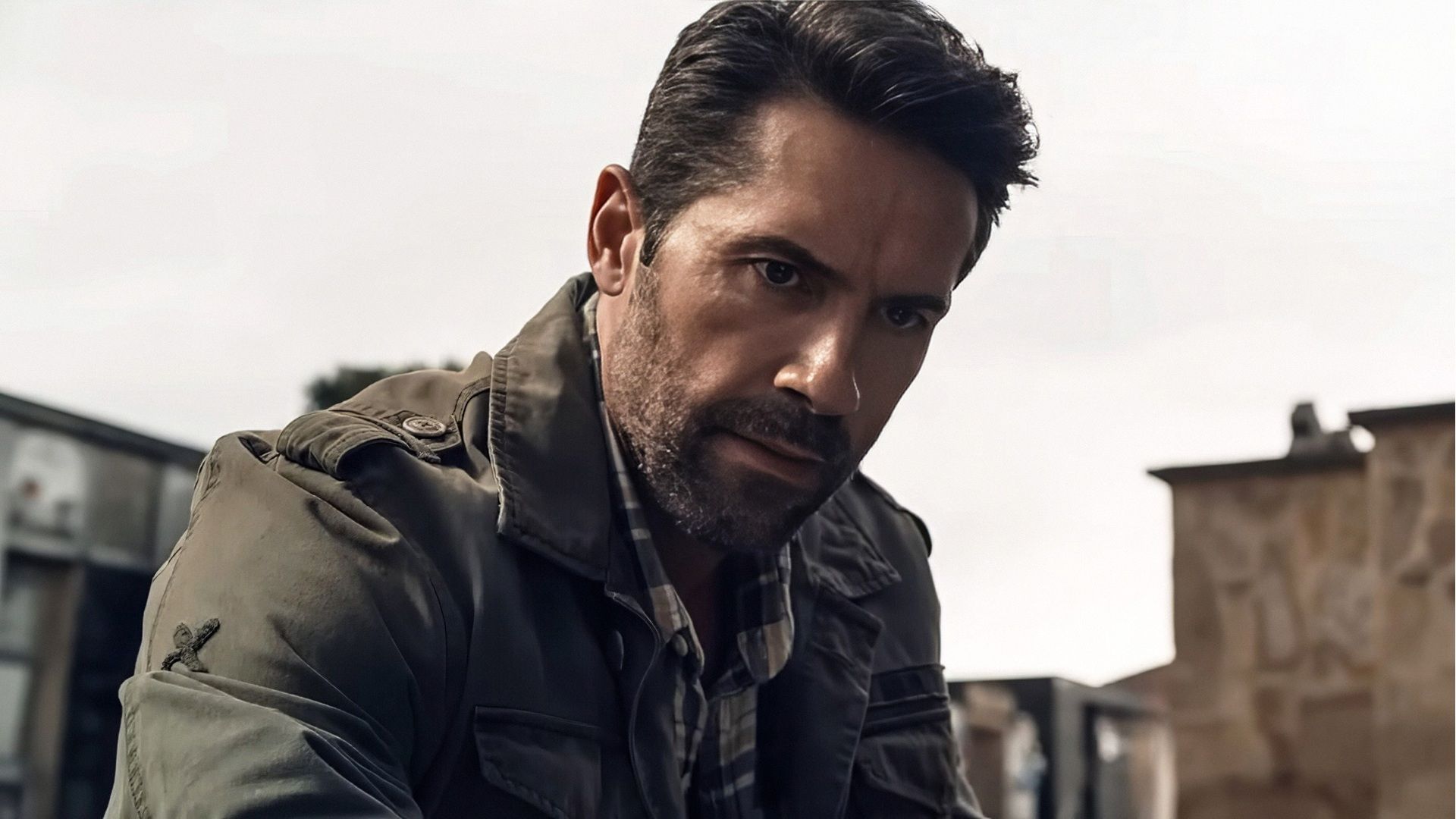 Scott Adkins in Diablo.