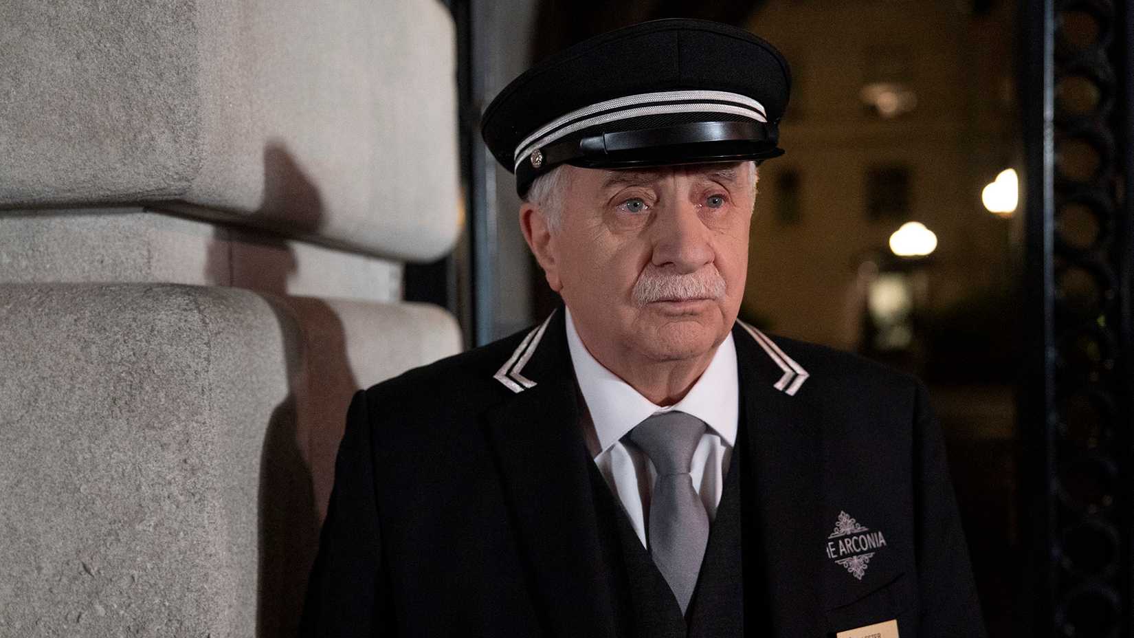 A close-up of Lester the doorman in Only Murders in the Building.