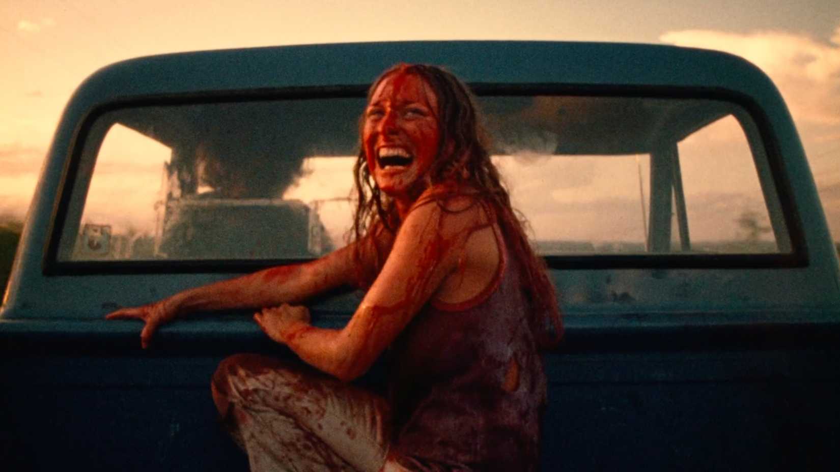 A woman is terrified in The Texas Chain Saw Massacre
