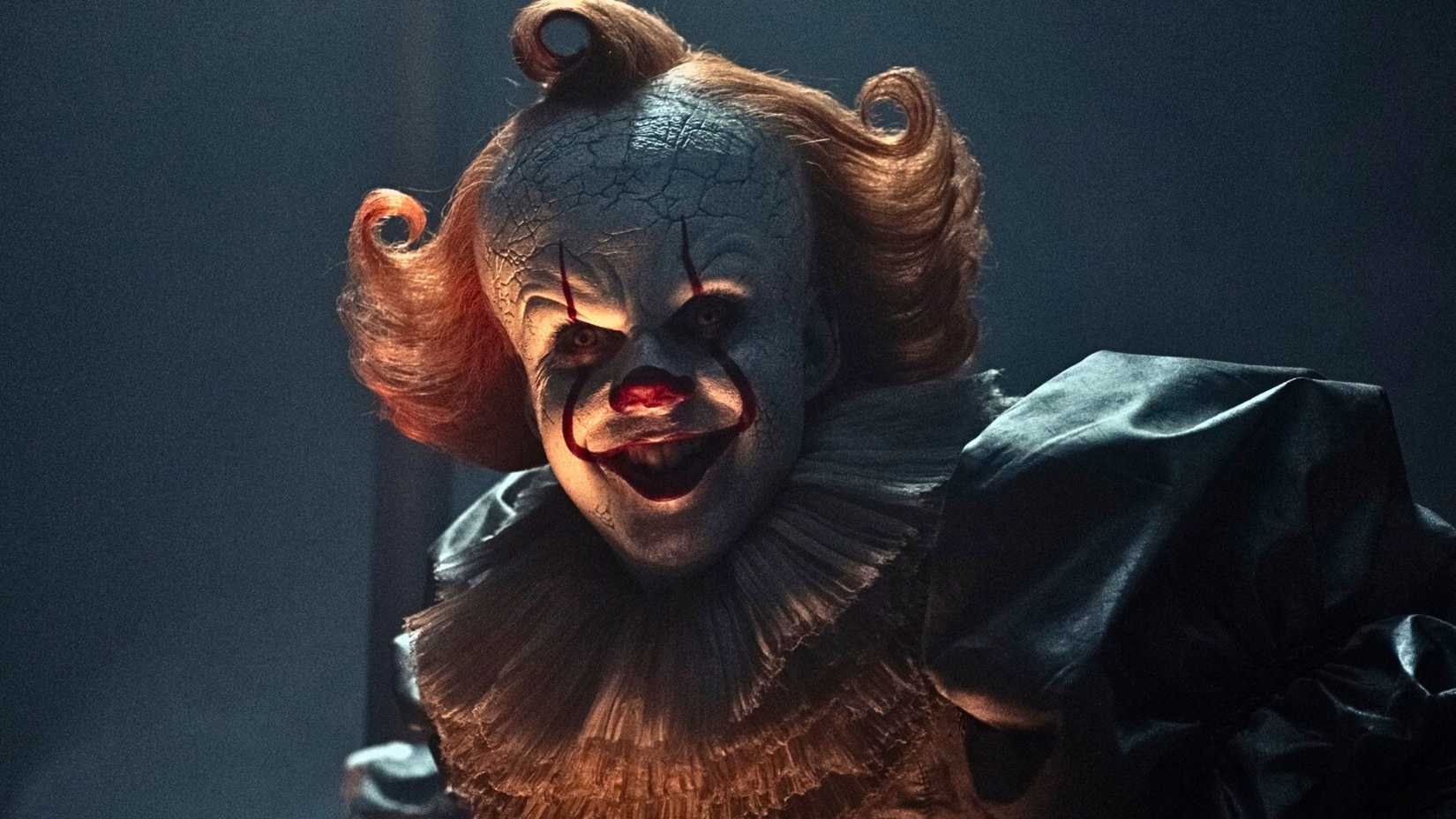 Bill Skarsgård as Pennywise in It Welcome to Derry