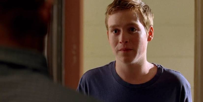 Louis asks Walter White about Walter Junior in Breaking Bad