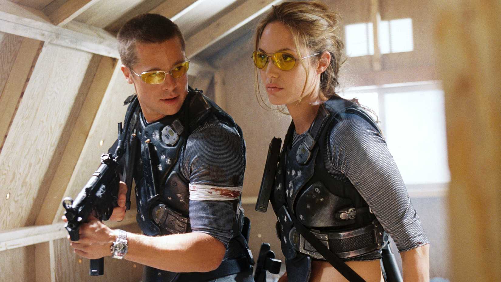 Brad Pitt and Angelina Jolie in Mr. & Mrs. Smith