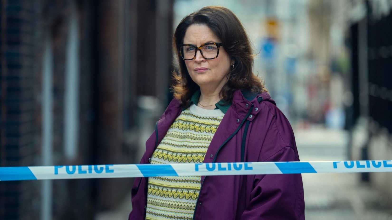 Run Cast Netflix's 'Behind Her Eyes' Is the Perfect Follow-Up To Harlan Coben's ...