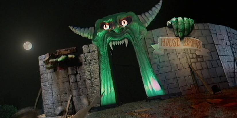 V/H/S/Halloween House of Horrors entrance