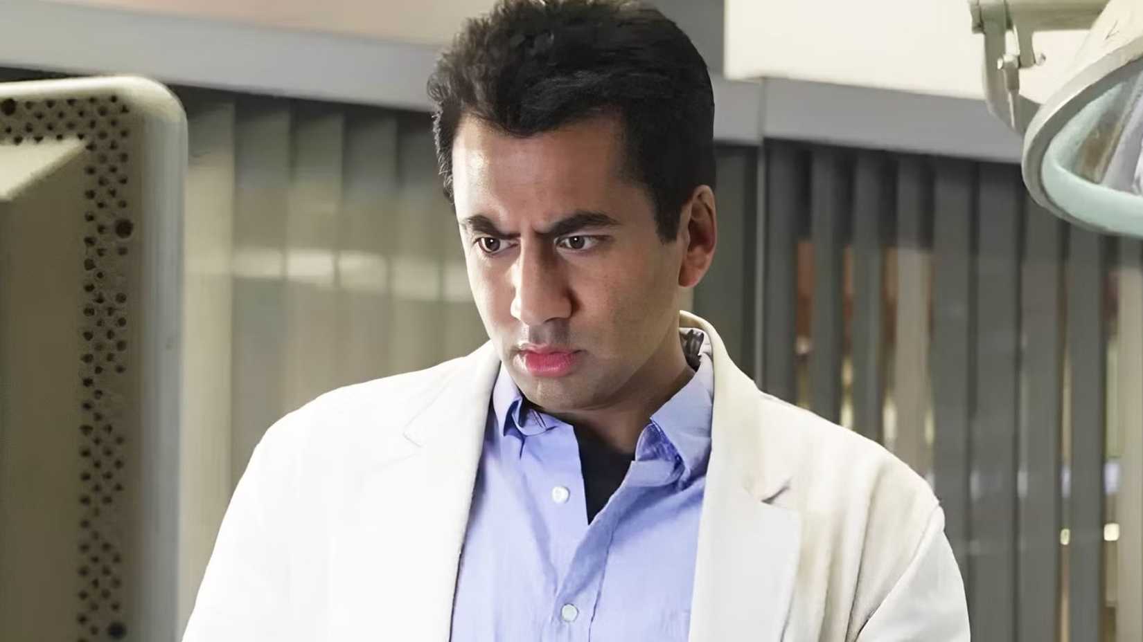 Kal Penn as Dr. Lawrence Kutner