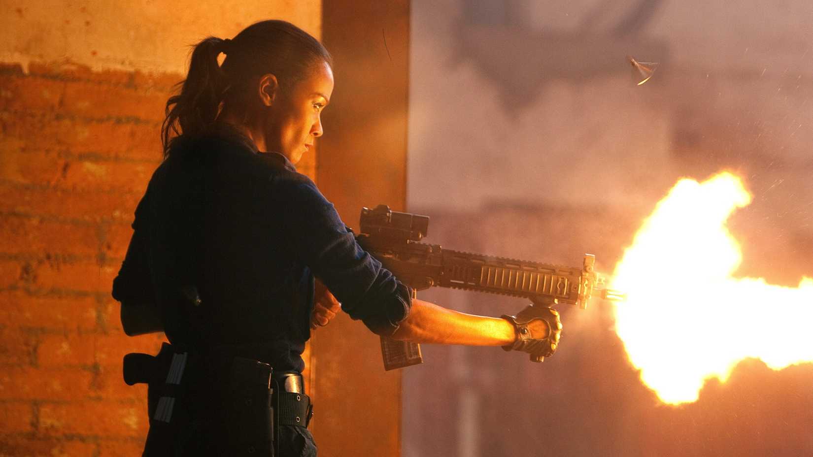 Zoe Saldana in Colombiana