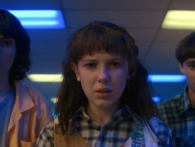 Stranger Things Creators Reveal Linda Hamilton's Villain Role & Long ...