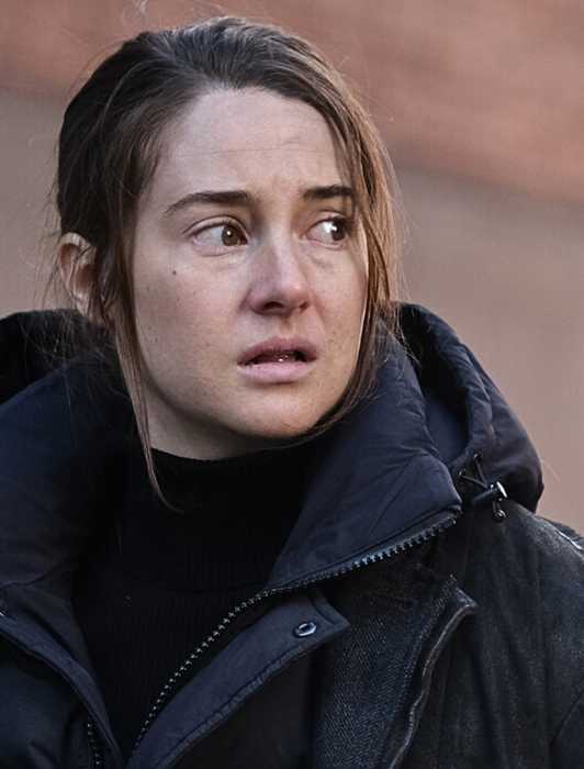 Shailene Woodley iin To Catch a Killer
