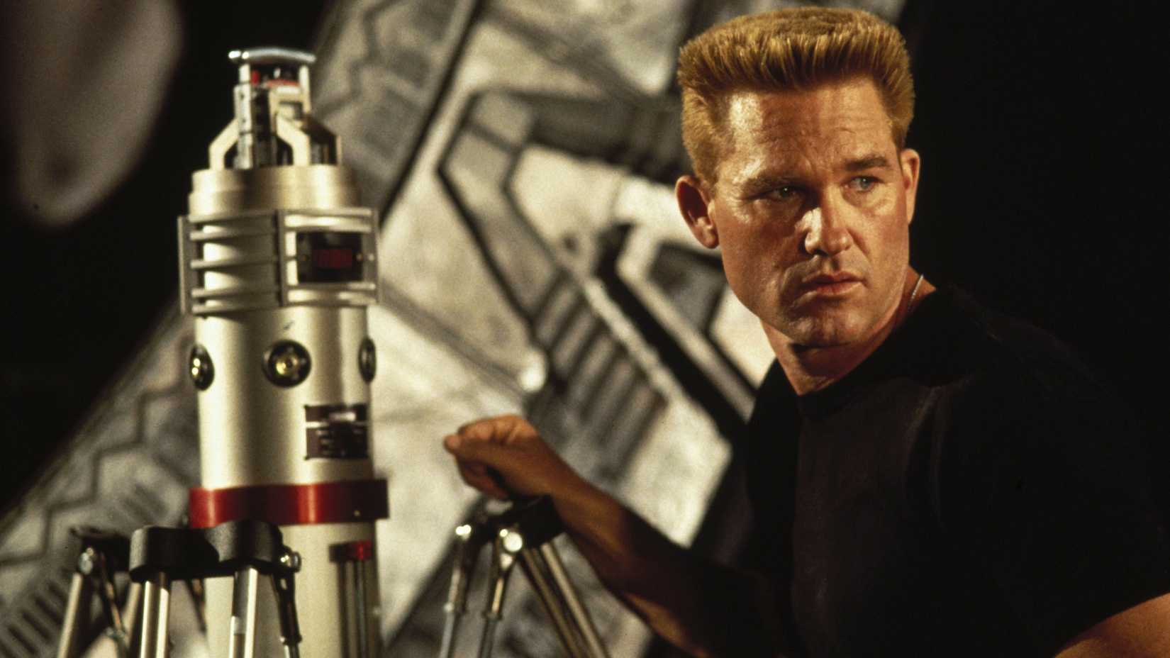 Kurt Russell di Stargate