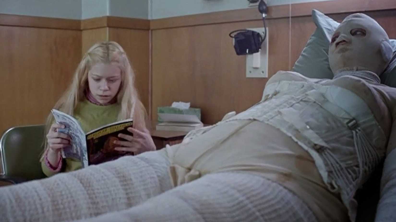 Tatiana Maslant in a scene from Ginger Snaps 2 Unleashed