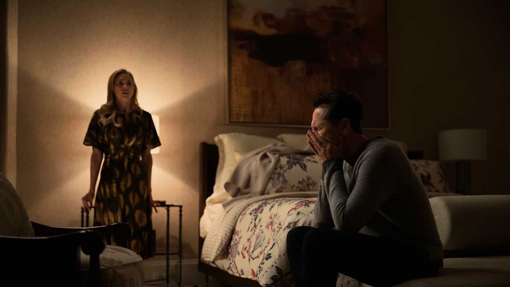 Nina (Brittany Snow) and Niles Jarvis (Matthew Rhys) in Netflix's "The Beast in Me."