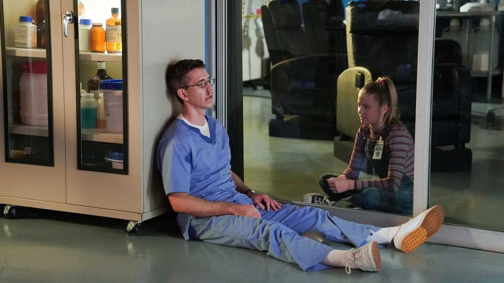 Brian Dietzen as Jimmy Palmer across from his daughter in the 'NCIS' episode "The Helpers"