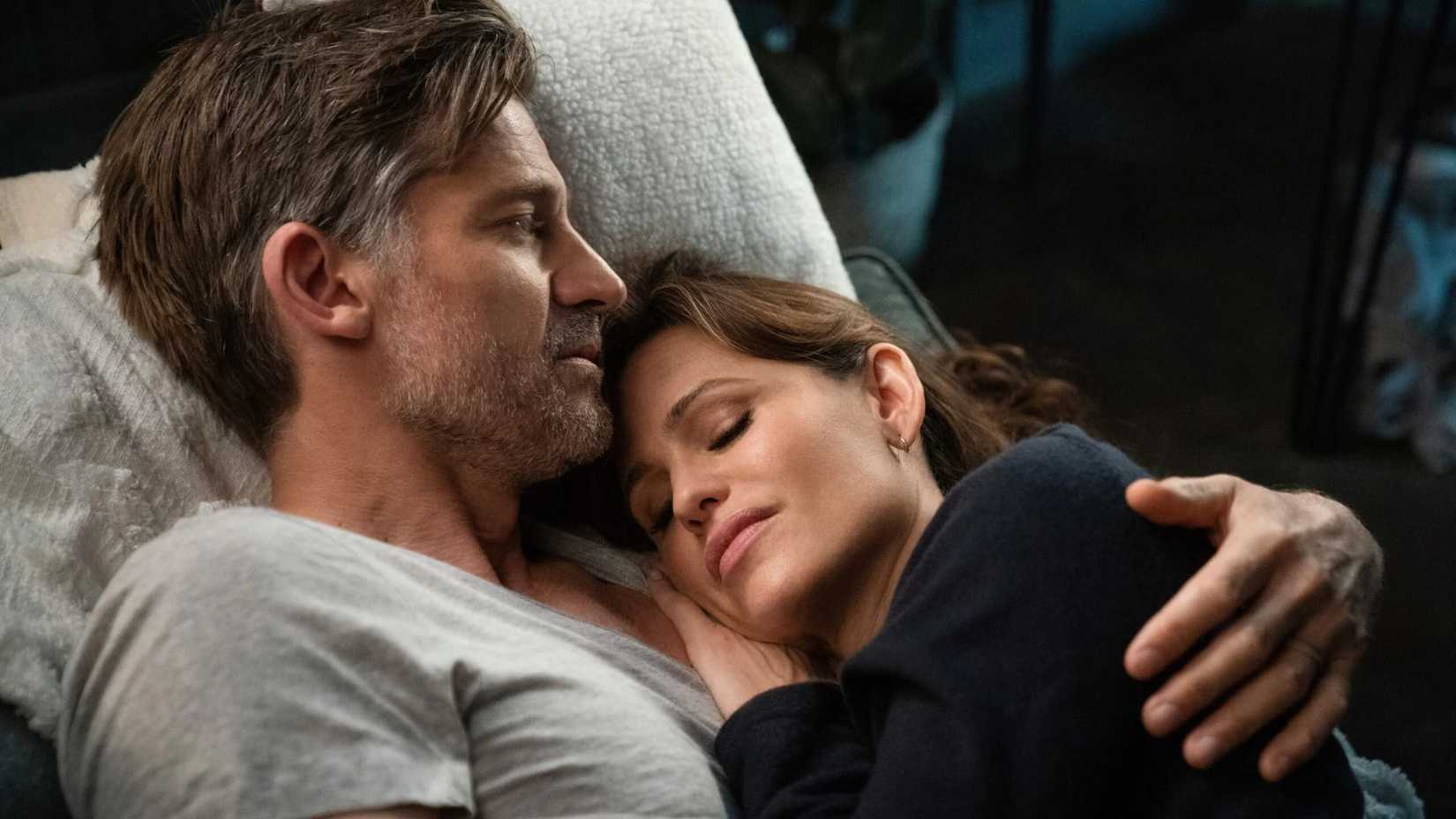 Nikolaj Coster-Waldau and Jennifer Garner in 'The Last Thing He Told Me'