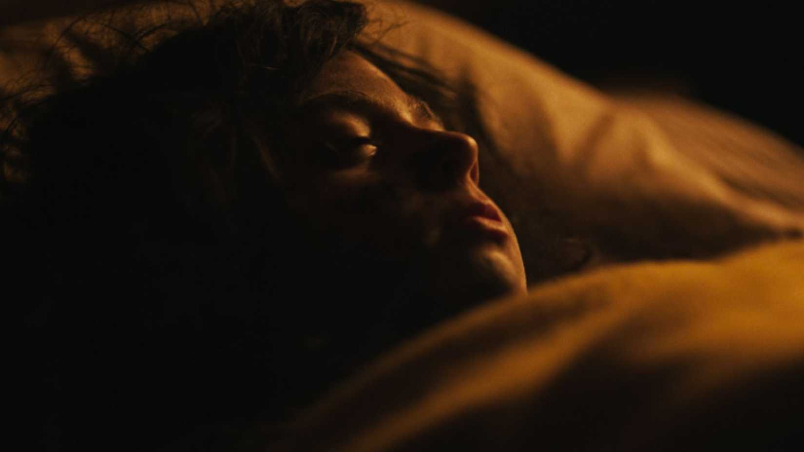 Zoe Rose Short as Kate in Train Dreams