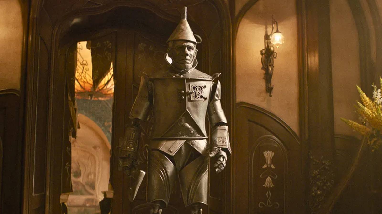 For Good’ Director Explains the Tin Man and Glinda Moment