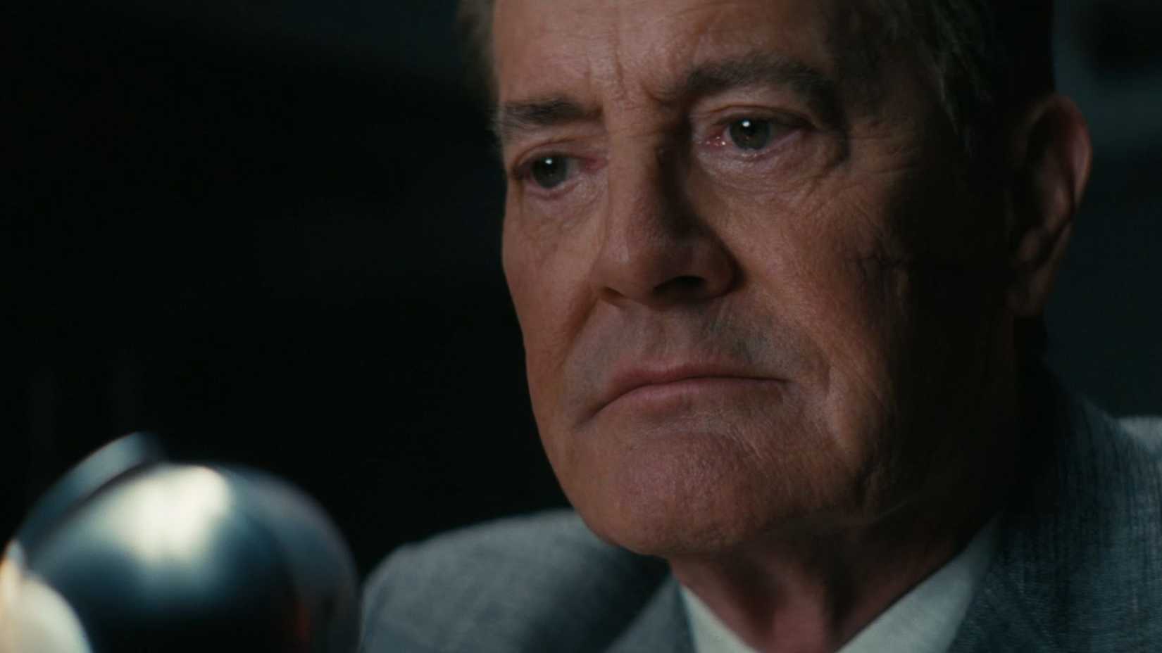 Hank speaking into a microphone in Fallout