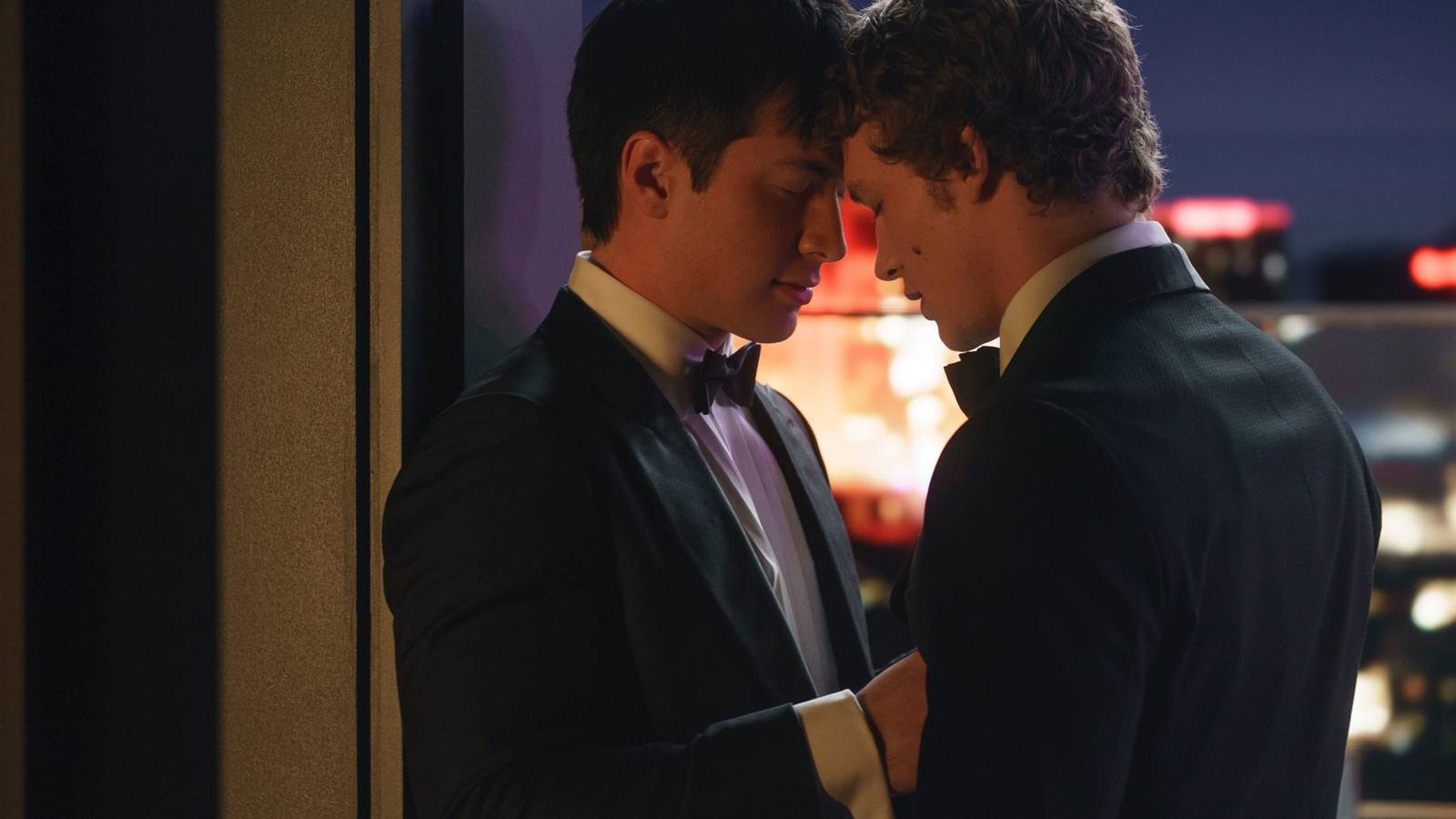 'Heated Rivalry' Can Finally Dethrone 'Ted Lasso' as the Best TV Sports Series