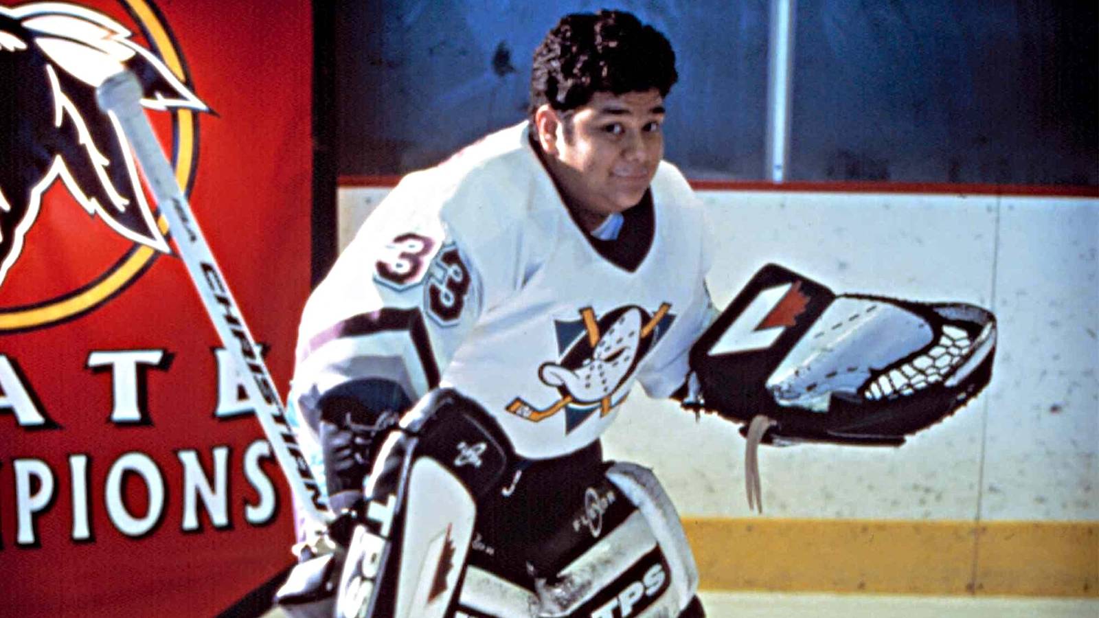 'Mighty Ducks' Star Offers to Help Homeless Nickelodeon Actor Tylor Chase