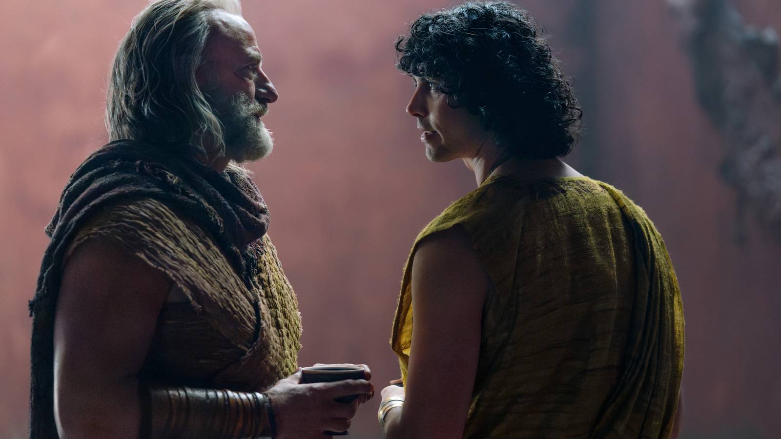 'Spartacus: House of Ashur's Graham McTavish Talks the Beauty of Playing a Romantic Lead for the First Time