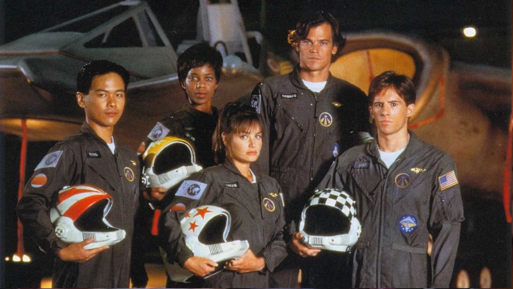 Elenco de Space: Above and Beyond