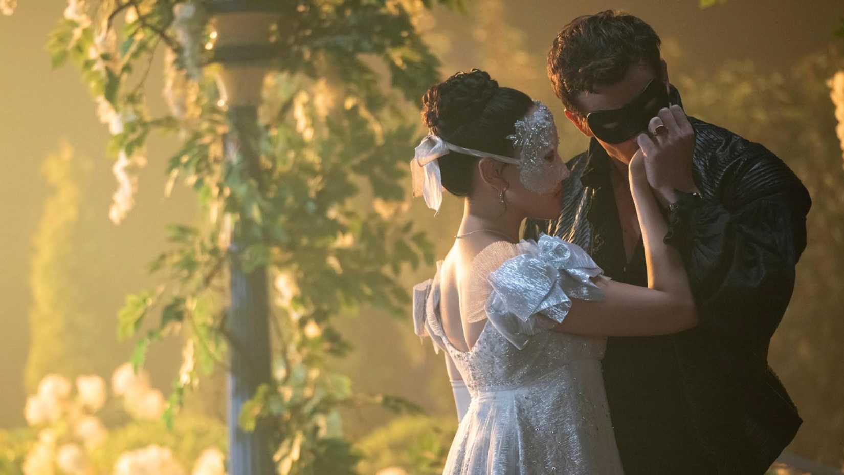 Sophie (Yerin Ha) and Benedict (Luke Thompson) dancing at the ball in Bridgerton Season 4.