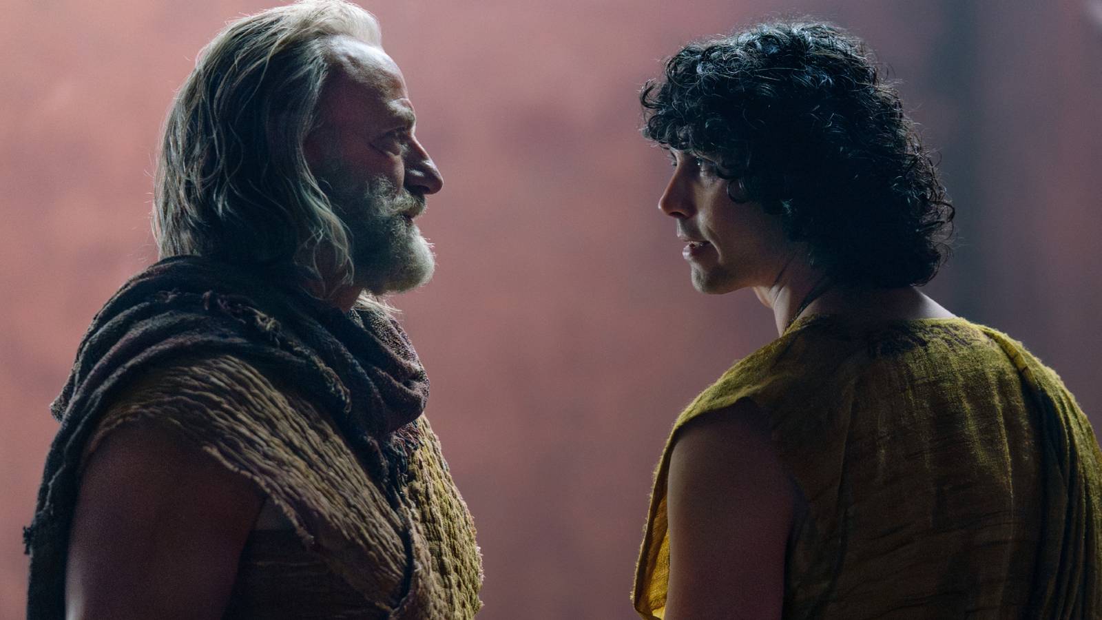 Graham McTavish und Arlo Gibson von „Spartacus: House of Ashur“ über die ...