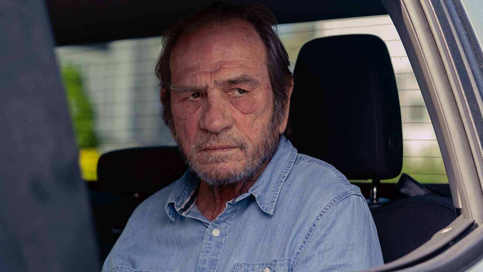 Tommy Lee Jones in Finestkind