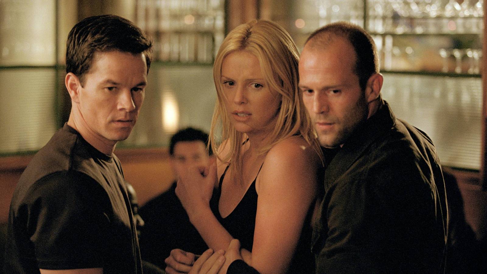 22 Years Later, Mark Wahlberg & Jason Statham's Forgotten "Amazing Heist Movie" Is Leaving Free Streaming