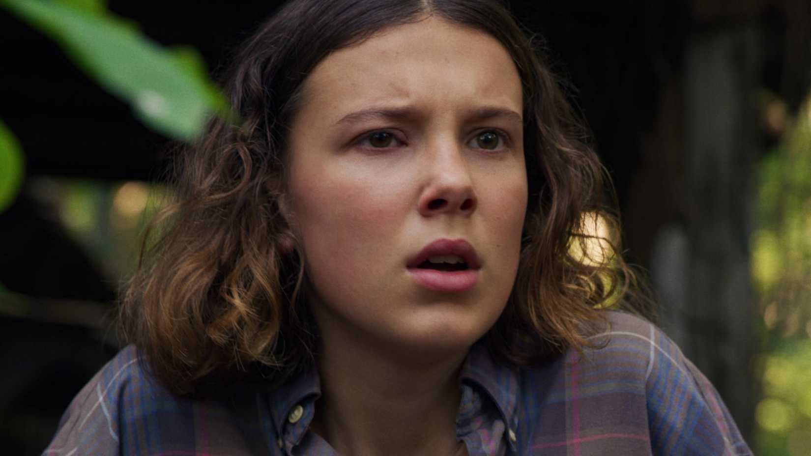 Millie Bobby Brown como Eleven em Stranger Things.