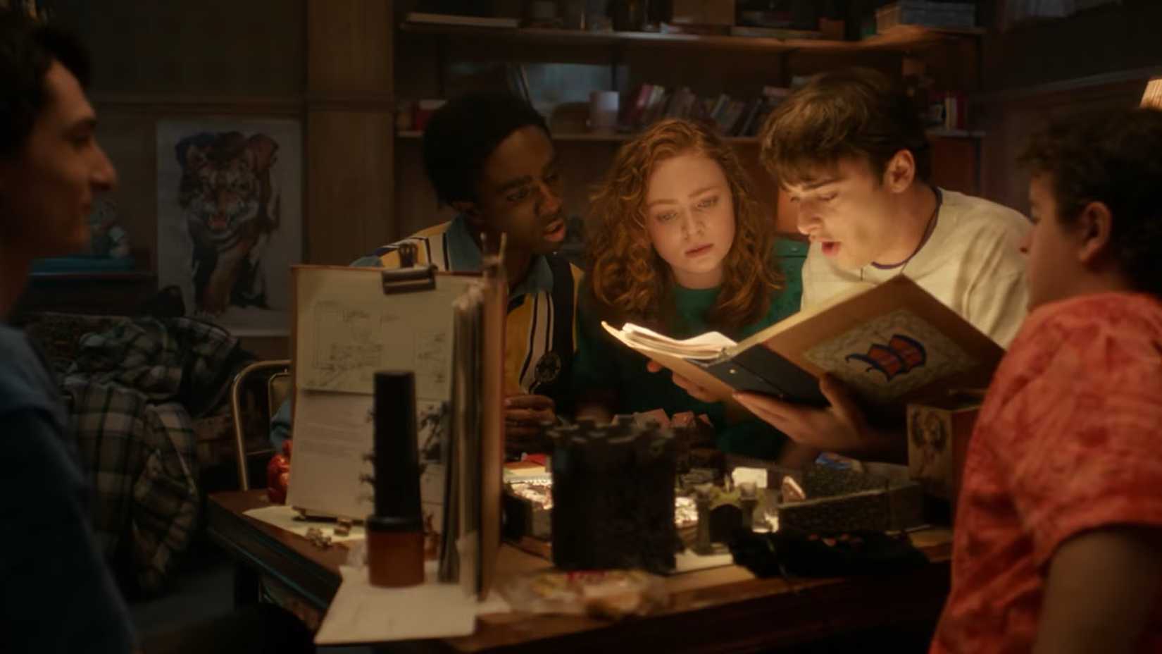 the cast of stranger things play dungeons and dragons one last time in episode 8