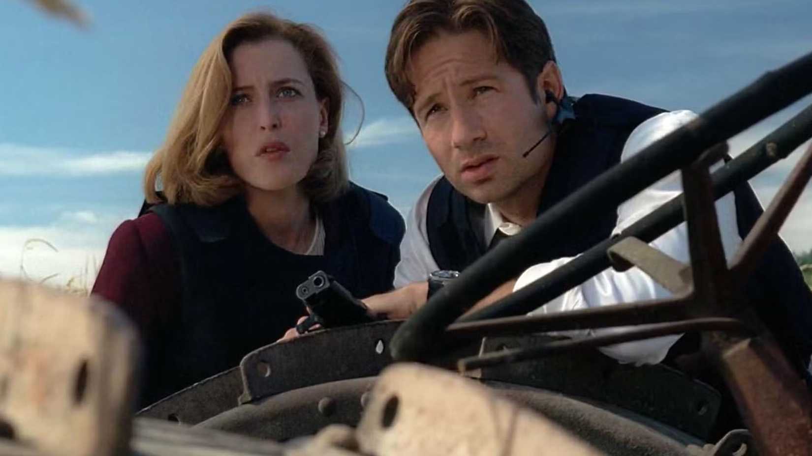 Gillian Anderson and David Duchovny as Scully and Mulder in 'The X-Files'