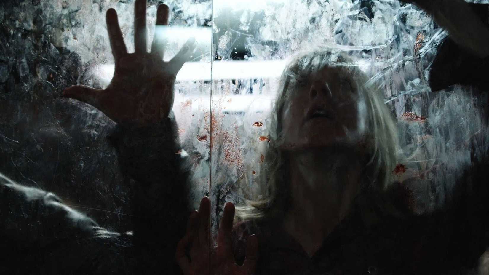 Zombies against plexiglass in 'Pontypool' (2008)