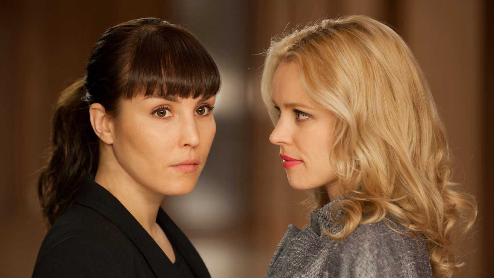 Noomi Rapace and Rachel McAdams in 'Passion' (2012)